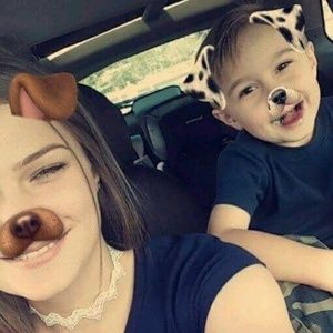 Meet your Posher, Nicole